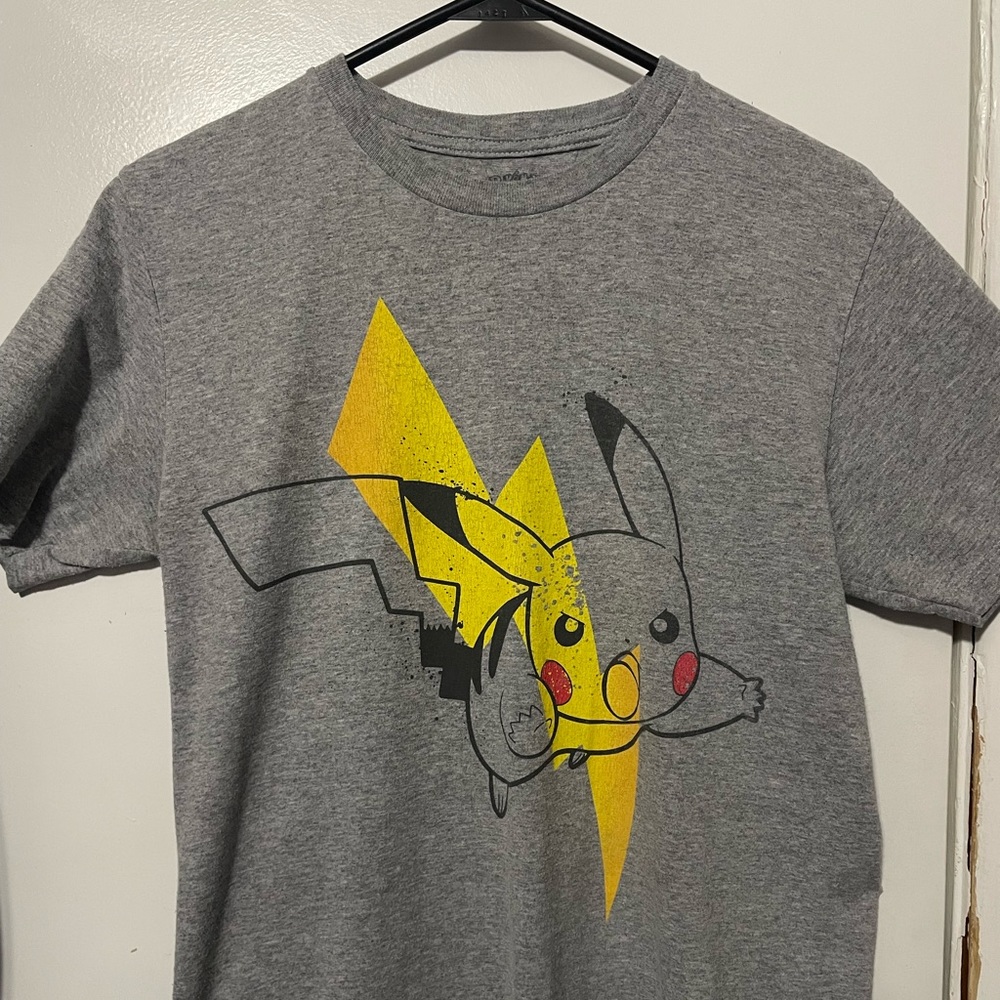 POKÉMON PIKACHU T-SHIRT